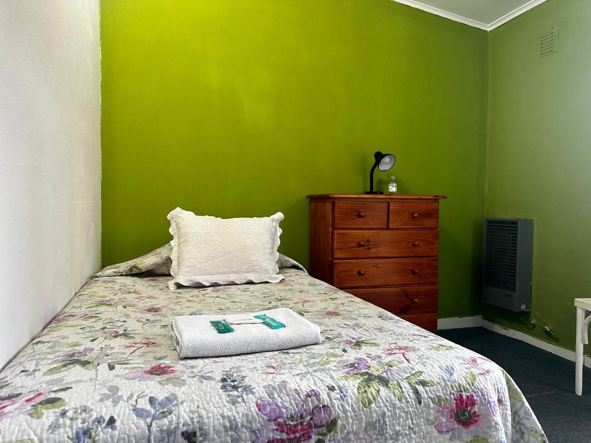 Amancay, Hostal Patagonico Hotel El Calafate Luaran gambar